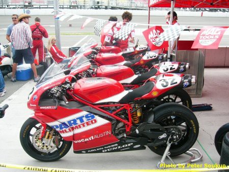 Fotky z AMA U. S. Superbike ve Fontaně