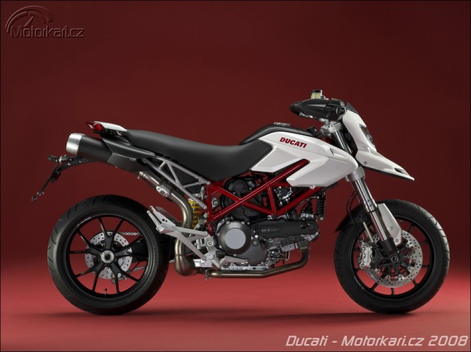 Modely Ducati 2009 v bílém