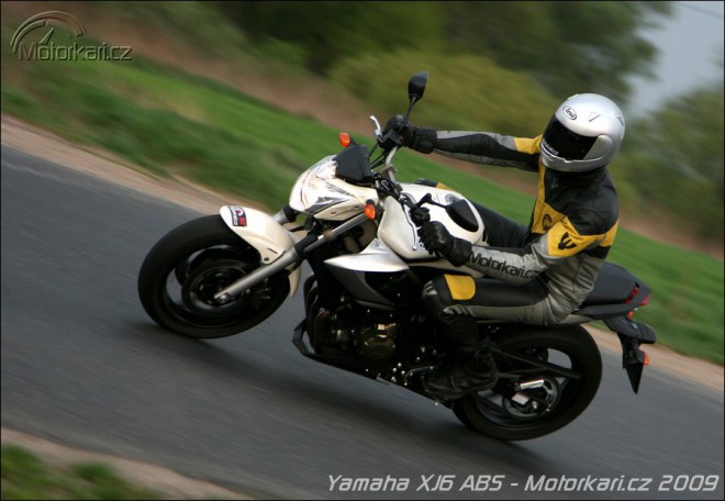 Yamaha XJ6 ABS