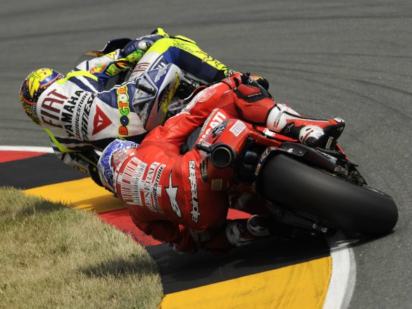 Ducati dementuje podepsání smlouvy s Rossim a Haydenem 