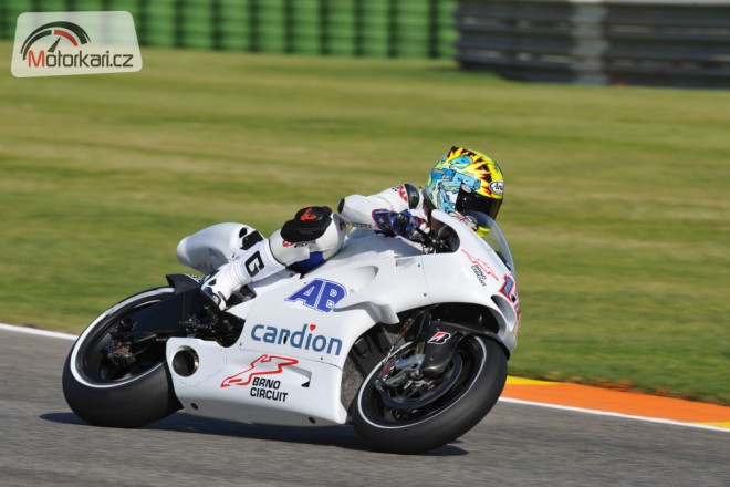 Abaja poprvé oficiálně testoval s Ducati 