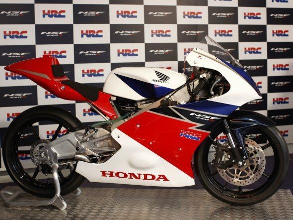 Honda prezentovala svůj motocykl Moto3