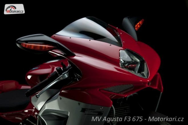 MV Agusta F3 675 - detaily supersportu
