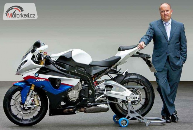 BMW se vážně zabývá vstupem do MotoGP