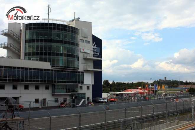Desátý podnik MS Superbiků na Nürburgringu