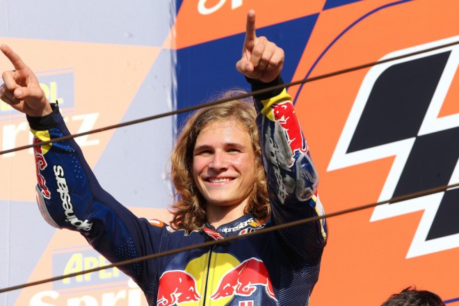 Karel Hanika podepsal s Red Bull KTM Ajo