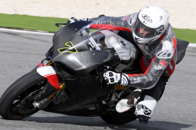 Čtyřdenní test Ducati ovlivnil déšť