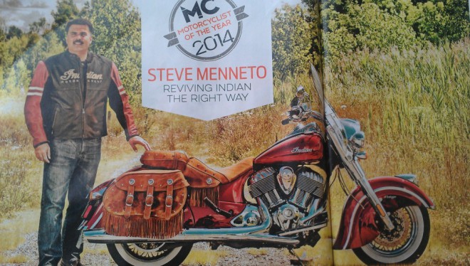 Motorkář roku Steve Menneto se svým Indiánem a Victory