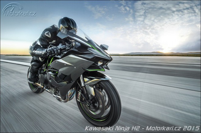 Kawasaki Ninja H2R: turbo-mega-super-bike