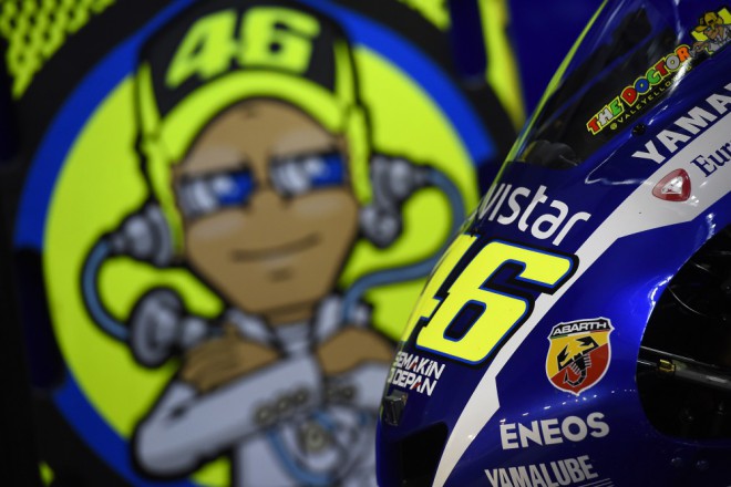 GP Kataru – V Losail vlaje italská trikolóra, vítězí Rossi, Ducati má stříbro a bronz
