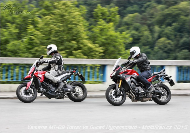 Yamaha MT-09 Tracer vs Ducati Hyperstrada