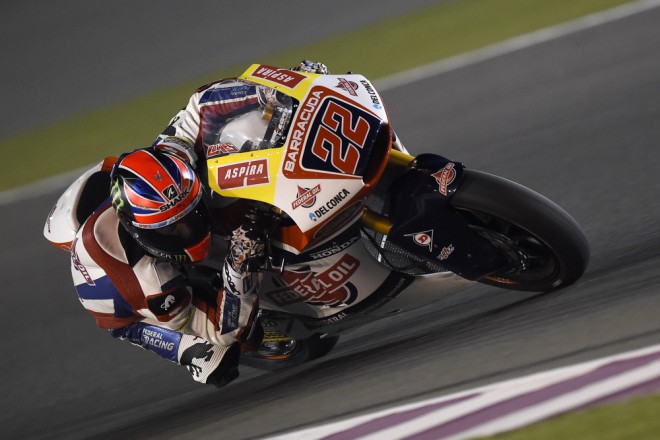 Nejrychlejším jezdcem testu v Kataru je Sam Lowes