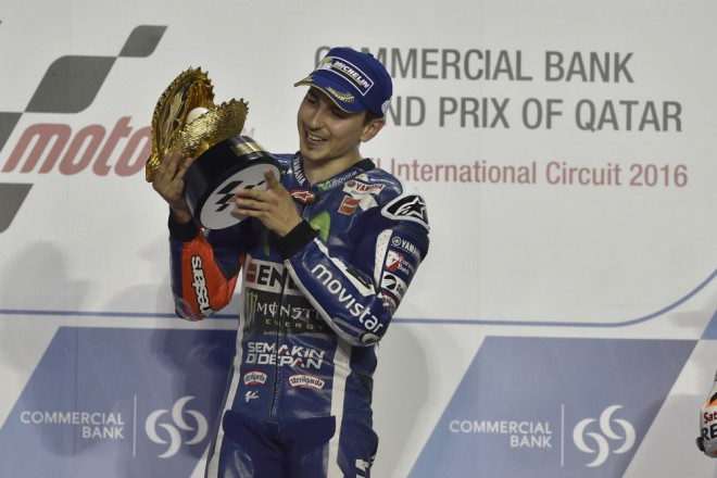 GP Kataru – Vyhrál Lorenzo, Dovizioso druhý, Márquez třetí