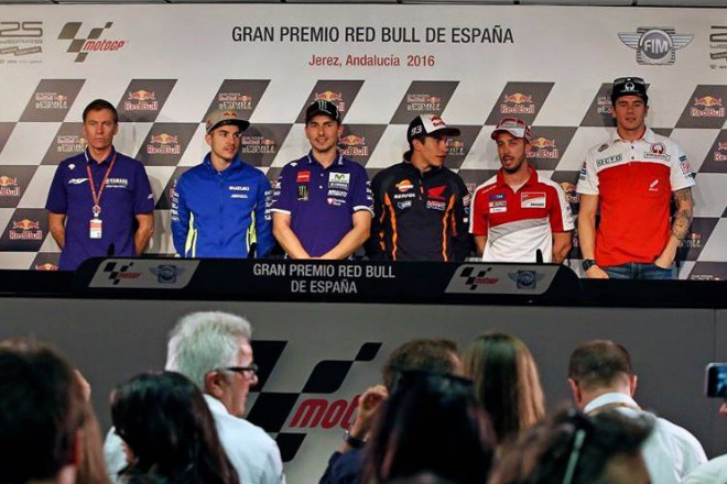 Tisková konference v Jerezu na téma Lorenzova přestupu