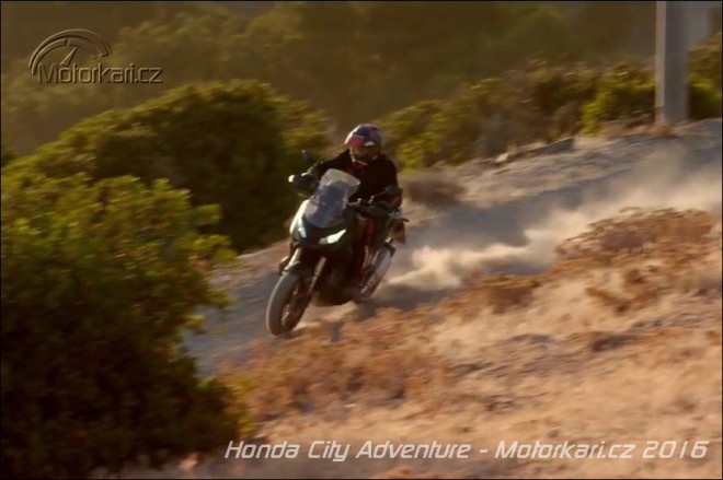 Honda představí off-road skútr podle konceptu City Adventure