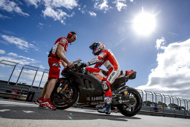 Tovární jezdci Ducati uzavřeli test v první desítce
