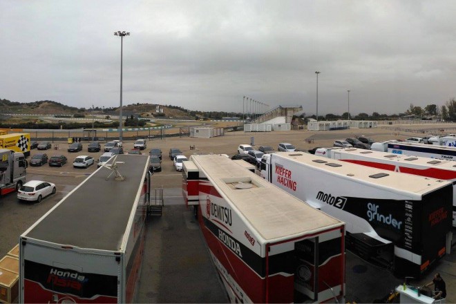 Druhý den privátních testů v Jerezu ovlivnilo počasí