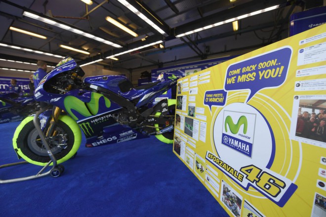 Rossi poprvé od tréninkové nehody testoval v sedle motorky