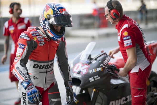Jezdci tovární Ducati uzavírají první desítku