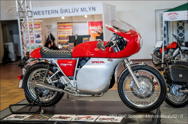 Jawa představila kapotovaný café-racer 350 OHC Special