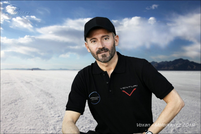 Max Biaggi chce zajet rychlostní rekord na elektrickém Voxanu