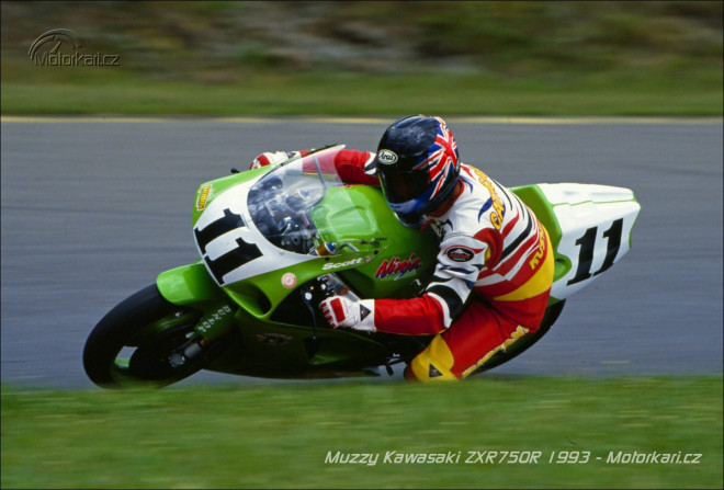 Muzzy Kawasaki ZXR750R Scotta Russela: První titul pro zelenou
