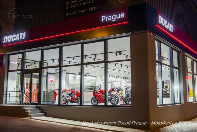 Nový showroom Ducati v Praze a premiéra Streetfighter V4S
