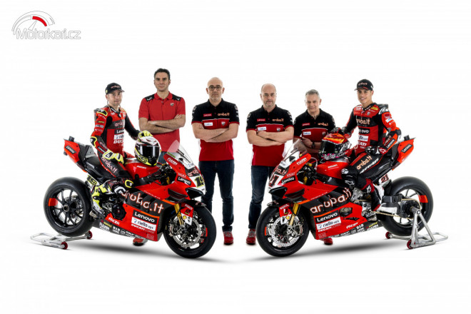 Tým Aruba.it Racing-Ducati představila tým WSBK 
