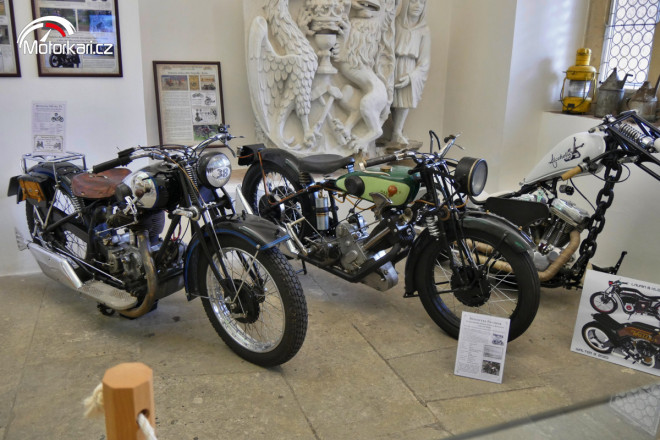 Kutnohorský Jandův odborný závod, plynmistr a motocykly: Výstava v Kutné hoře otevírá kus motocyklové historie