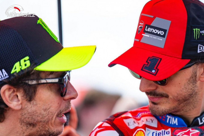 Rossi komentoval vítězství Bagnaie v Jerezu