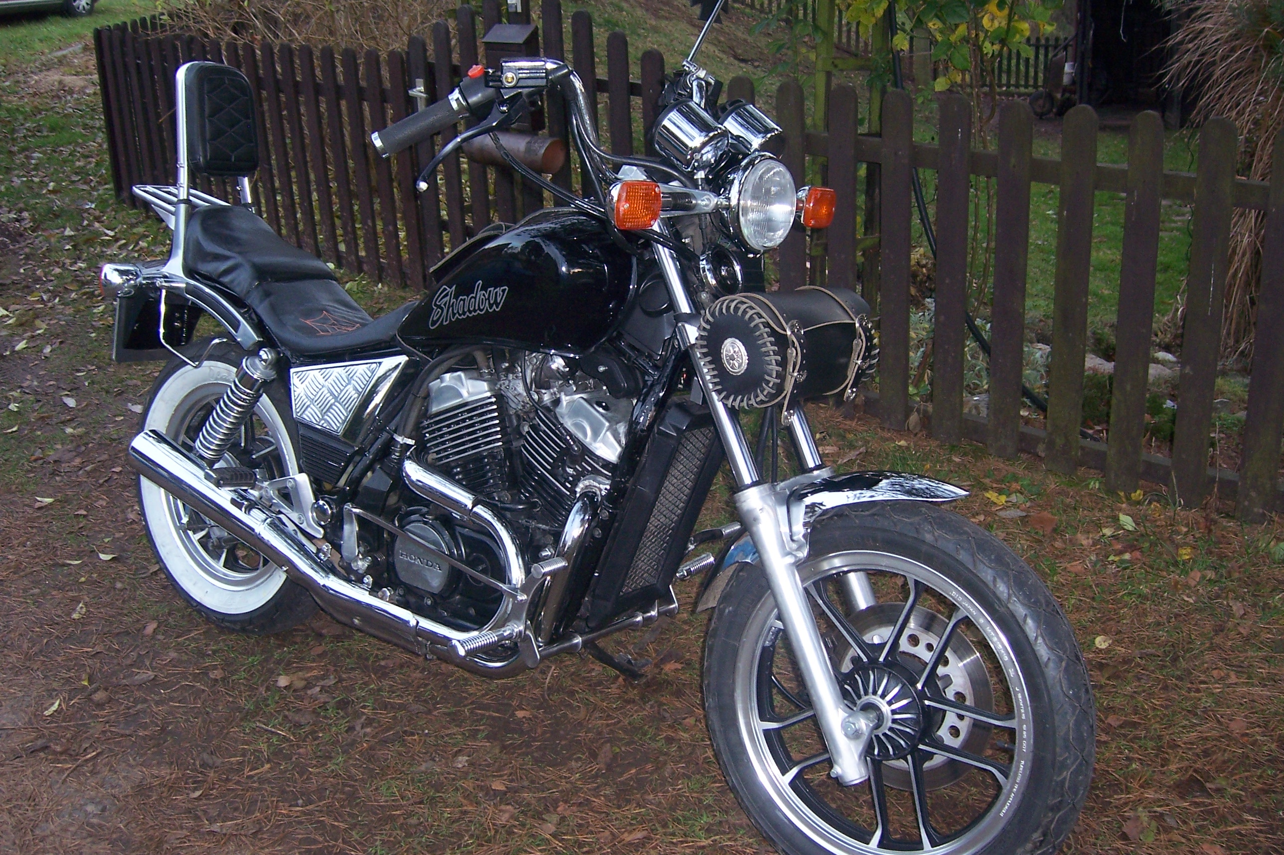 Honda VT 500 Shadow Katalog motocyklů a motokatalog na