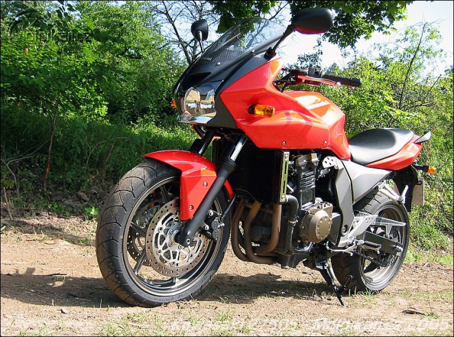 Kawasaki Z750S