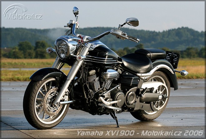Yamaha XV1900 Midnight Star