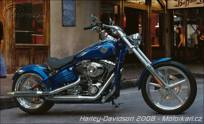 Harley-Davidson Rocker a další novinky 2008