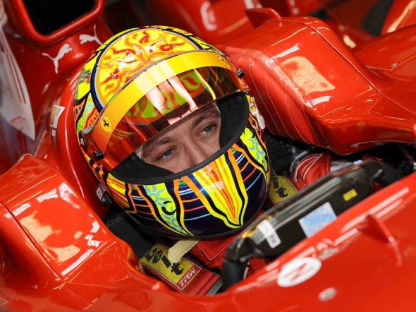 Rossiho první den testování ve F1
