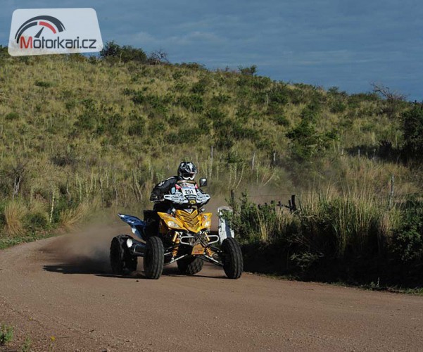 KM Racing Team a Macháček se vrací na Dakar 

