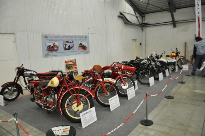 Historické motocykly na pražských výstavách