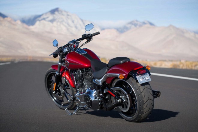 Novinky Harley Davidson: Breakout a Street Bob SE