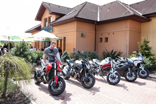 Ducati zahájila testovací Tour 2013