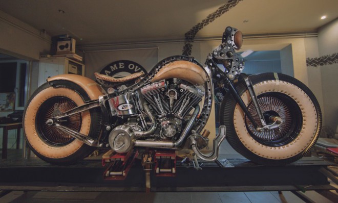 Potetovaná motorka Cheyenne Bike – The Recidivist