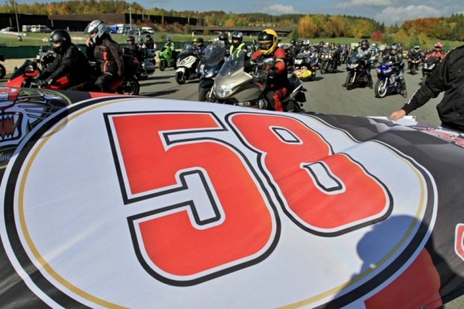 Marca Simoncelliho si v Brně připomnělo 3795 motorkářů