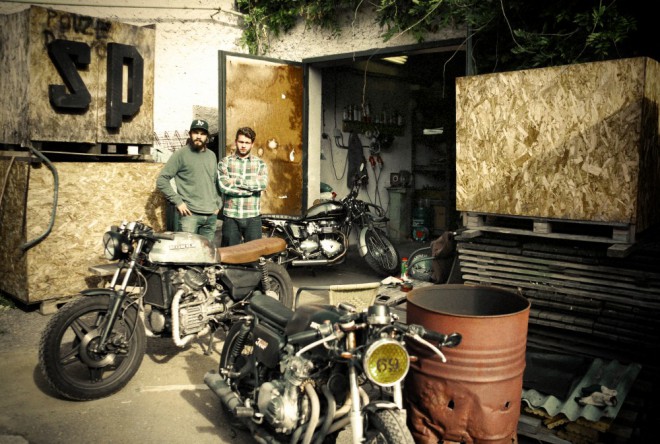 Spark Plug Motorcycles: do Davle na café