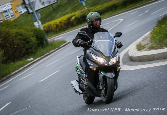 Kawasaki J125: Ninja pro autaře