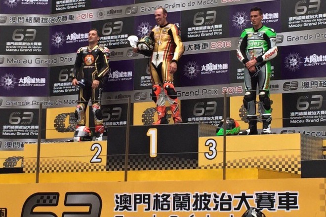 Macau GP 2016 – Závod vyhrál Brit Hickman, Červený byl sedmnáctý