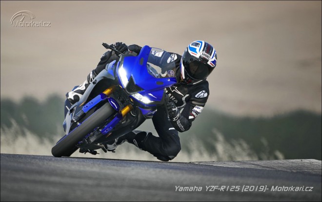 Yamaha 2019: Nabroušená  YZF-R125 a pohodový Tracer 700GT