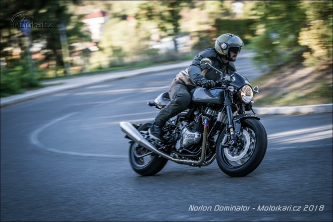 Norton Dominator: Motocykl