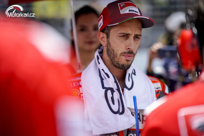Dovizioso má jisté druhé místo, Lorenzo chce rozloučení v sedle Ducati
