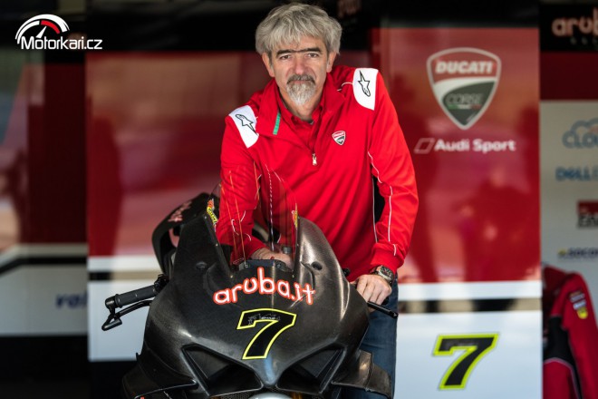 V šampionátech WSBK a BSB má Ducati s novou V4 vysoké cíle