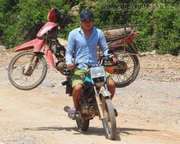 Vietnam na motorce nebo skútru