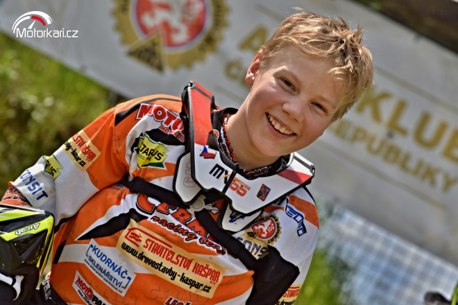 Juniorským mistrem světa je český motokrosový talent Víťa Marek